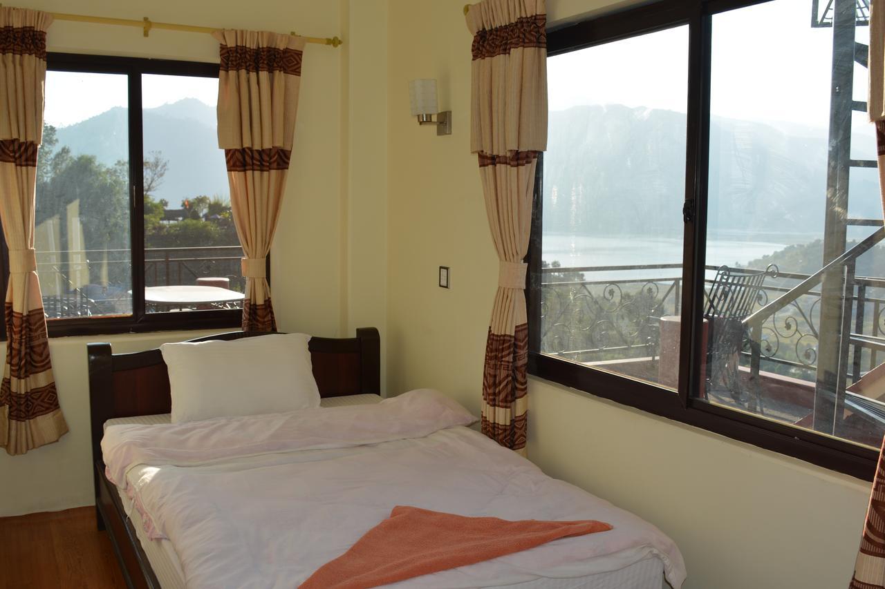 Green Hills Yoga Retreat Pokhara Exterior foto