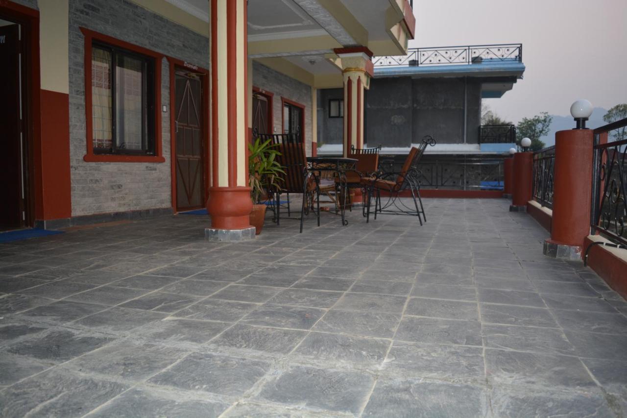 Green Hills Yoga Retreat Pokhara Exterior foto